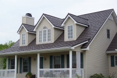 Country Manor Shake in Mustang Brown