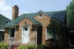 Country Manor Shake in Forest Green