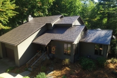 Oxford Metal Roofing Shingle in Mustang Brown