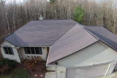 Oxford Roofing Shingle in Mustang Brown