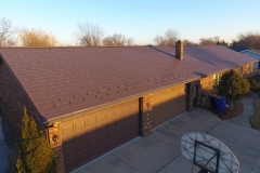 Oxford Metal Roofing Shingle in Mustang Brown