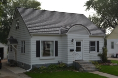 Rustic Metal Roofing Shingle in Deep Charcoal