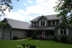 Rustic Metal Roofing Shingle in Shake Gray