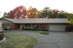 Rustic Metal Roofing Shingle in Mustang Brown