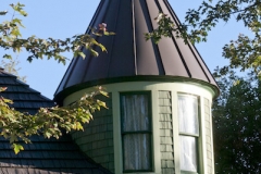 Bailey-Almont-CloseUp